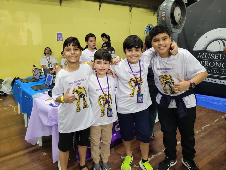 Momento de descontração e aprendizado colaborativo entre alunos